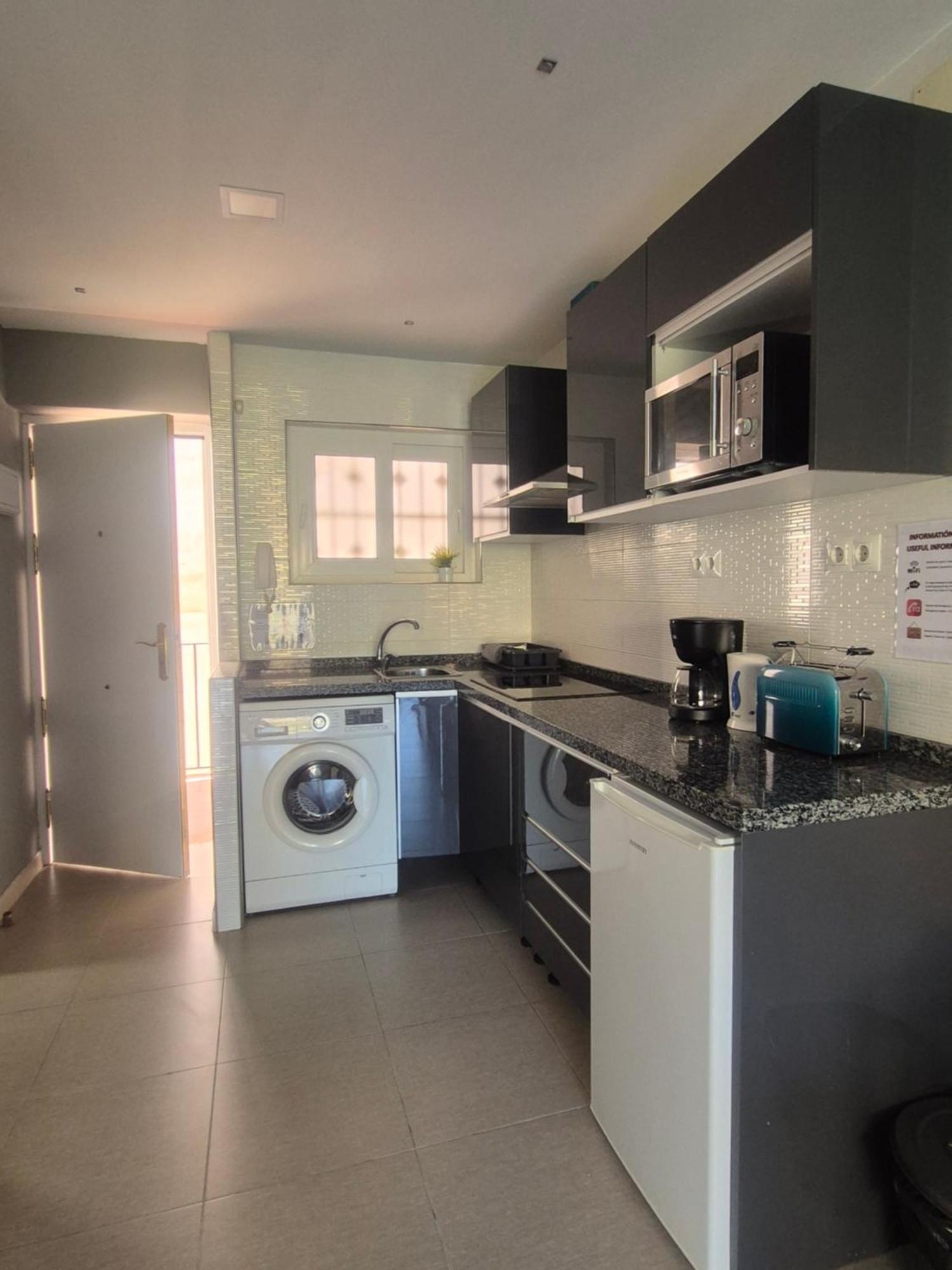 Studio In City Fuengirola Eksteriør billede